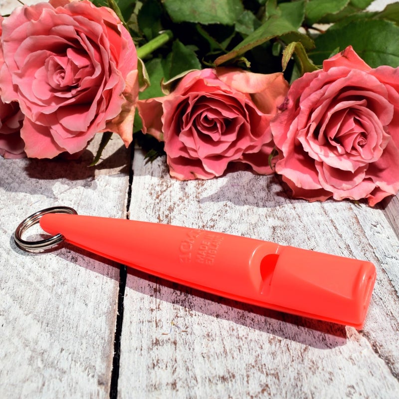 Acme dog whistle no.211.5, from England, ideal for dog training, robust material, standard frequency, loud and far-reaching - Image 5